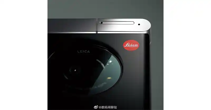 เผย!! ดีไซน์ด้านหลังของสมาร์ทโฟน Xiaomi 12 Ultra รุ่นท๊อป มาพร้อมกับโลโก้ Leica สีแดง โดดเด่นเห็นได้อย่างชัดเจน